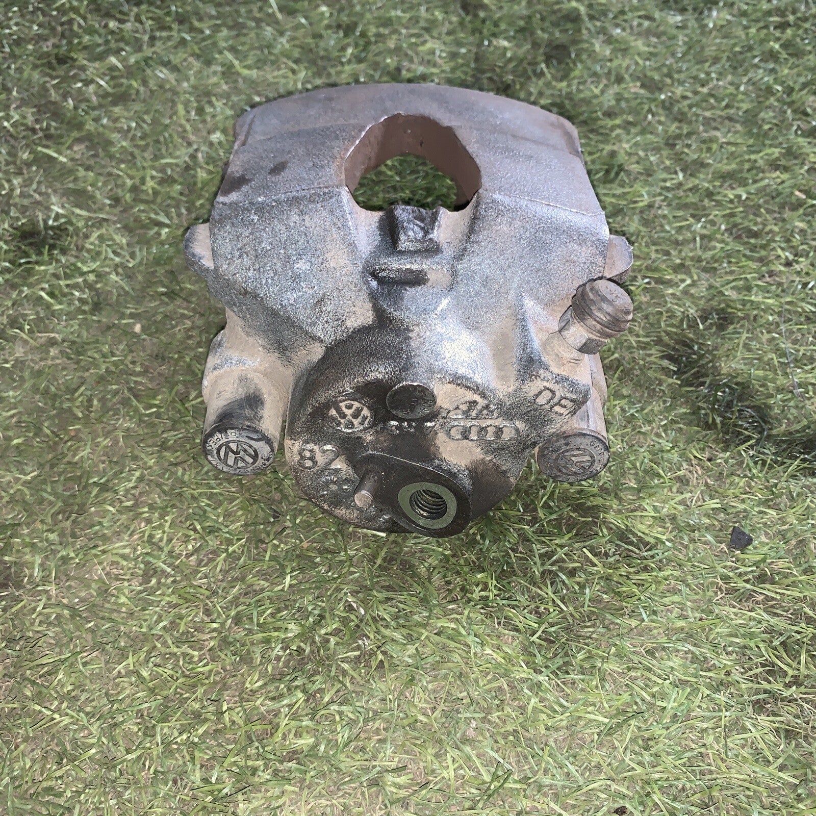 1K0615124D PINZA FRENO ANTERIORE DESTRA VOLKSWAGEN GOLF 5 1.9 ORIGINALE