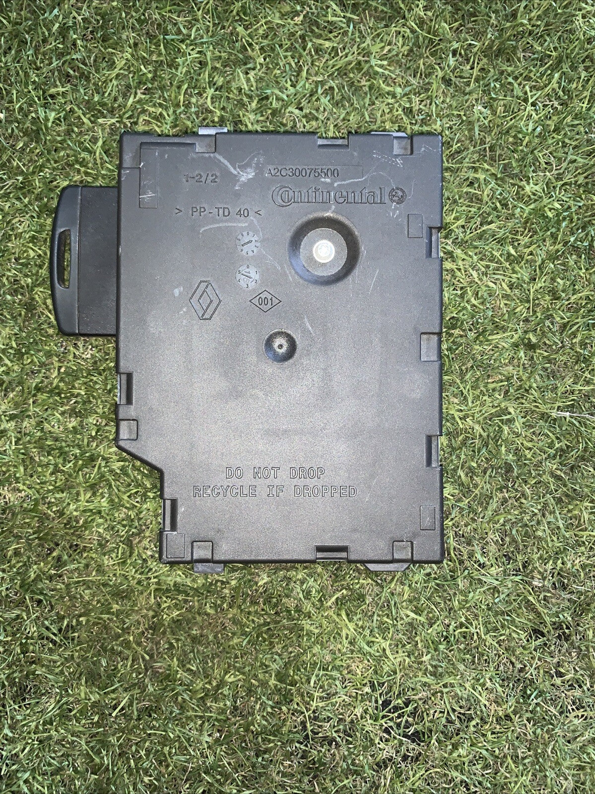 Centralina lettore chiave Renault Clio dal 2012 al 2019 cod. 285901391R