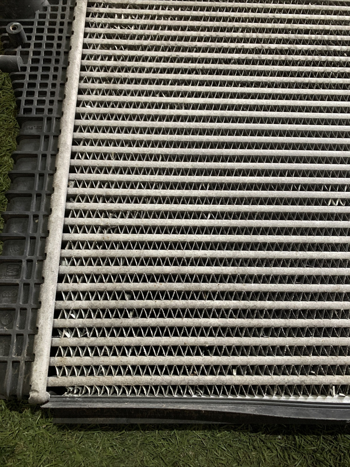 1K0145803AF RADIATORE INTERCOOLER SCAMBIATORE ARIA/ARIA VOLKSWAGEN GOLF 6 1.6 D