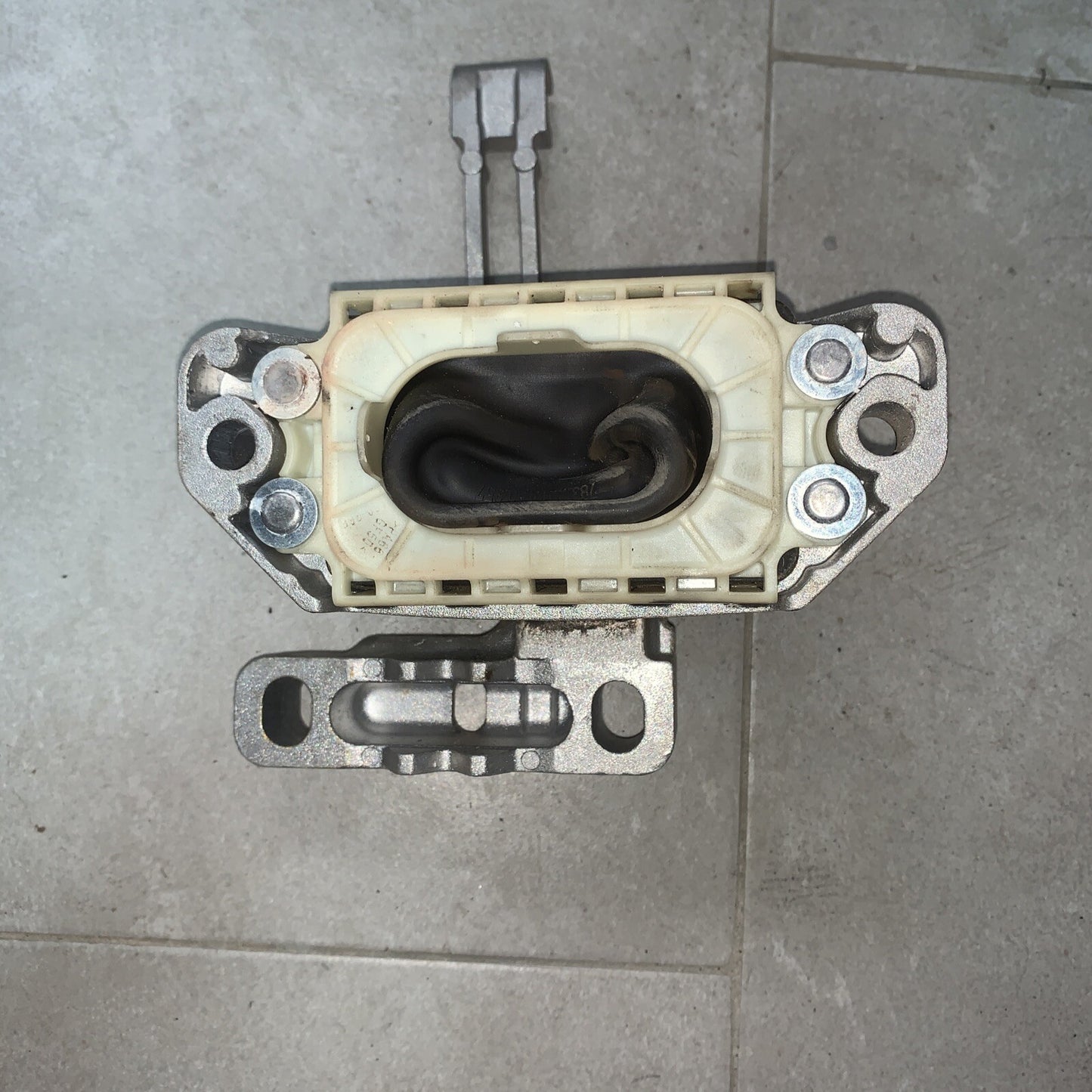 2Q0199262AT supporto Motore VW Polo 2019