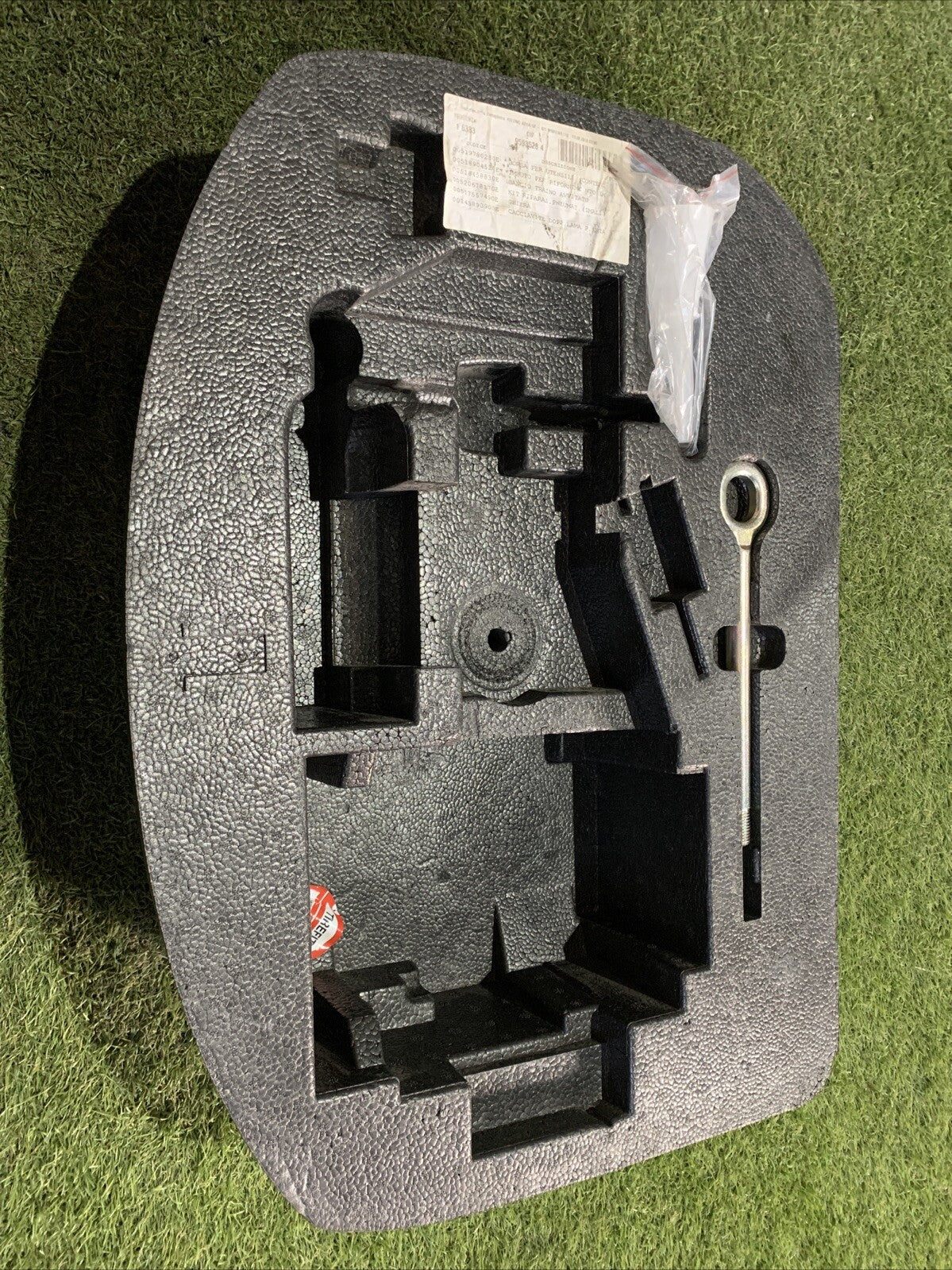 COMPRESSORE PORTATILE CON ACCESSORI FIAT PANDA 3°(319) MOPAR 51978025