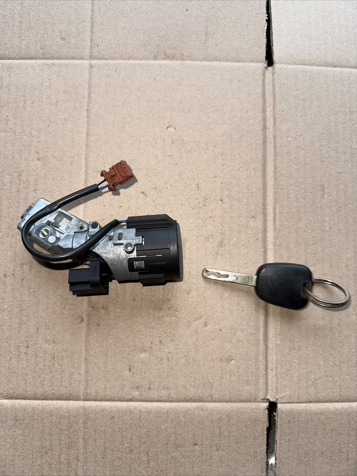 Blocchetto chiave avviamento Citroen Cod N0502455