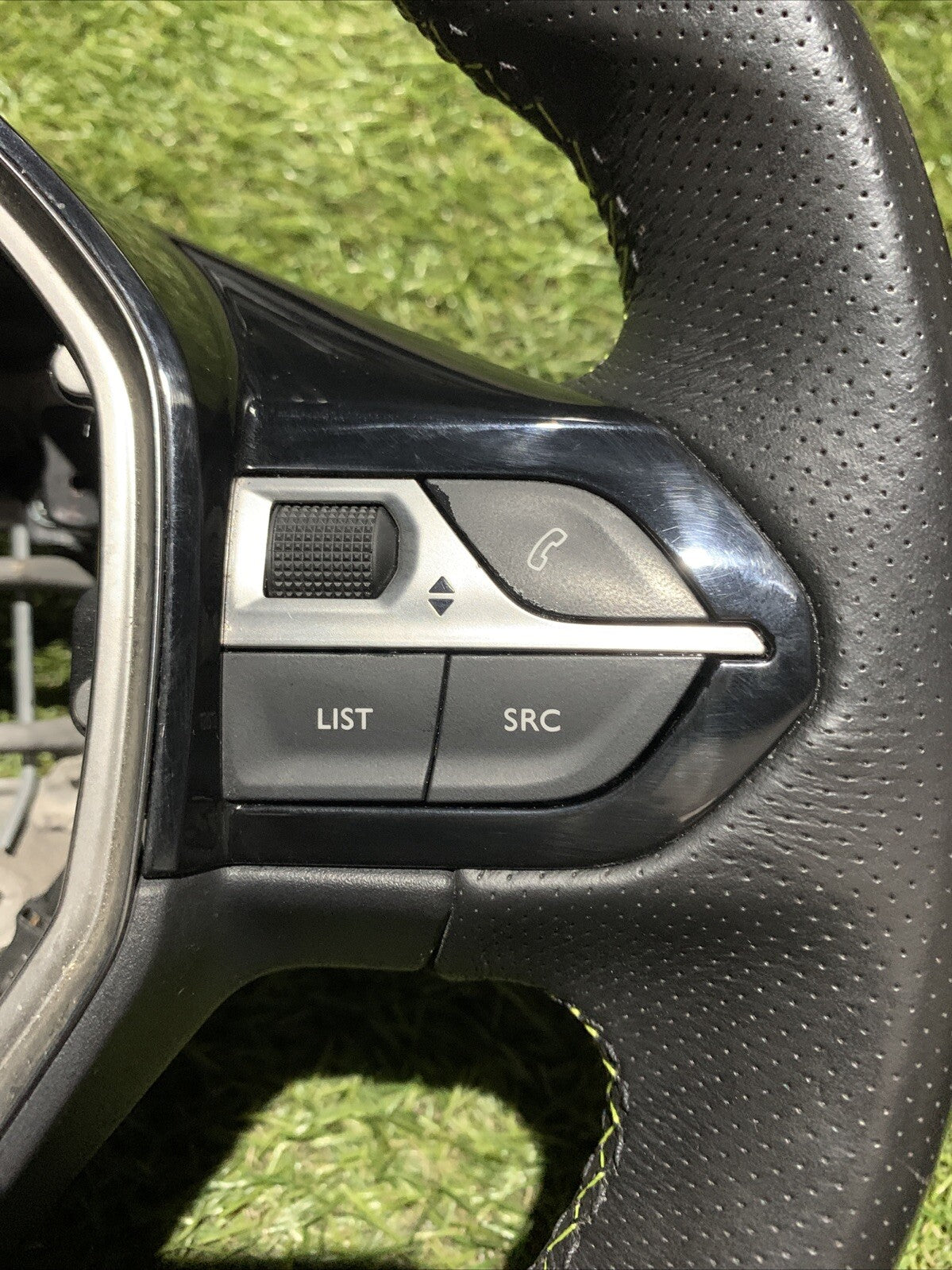 Volante Peugeot 2008 2020 GT Line 98255045ZD