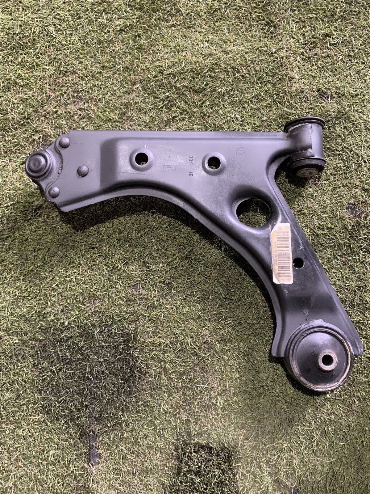 13426553 BRACCIO OSCILLANTE ANTERIORE DESTRO OPEL CORSA E BENZINA (2)