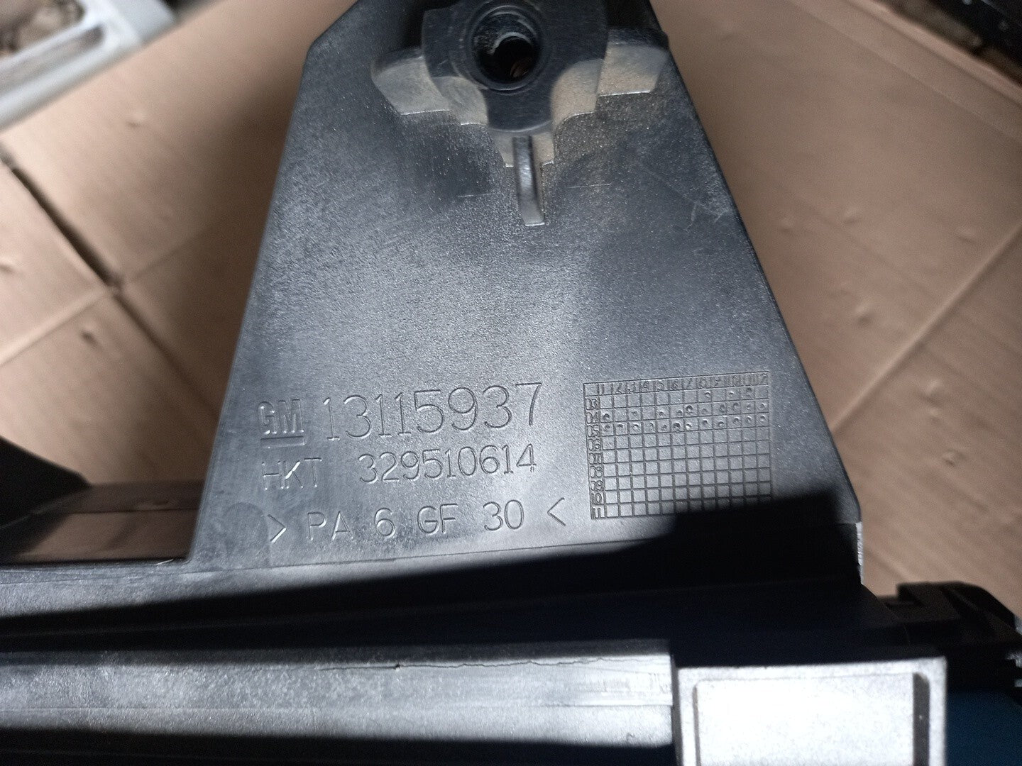 Opel Astra H 1.9 2004>10 Scatola Fusibili Fusibiliera 13115937