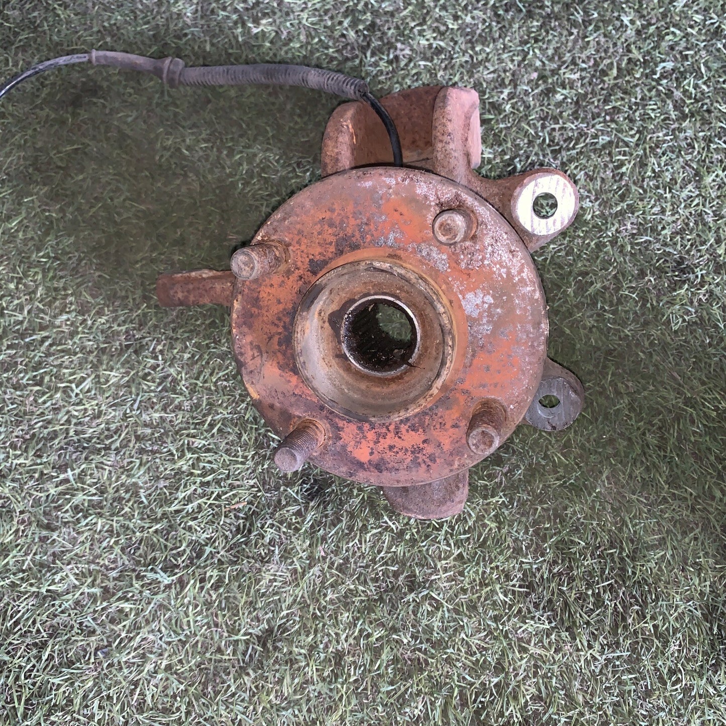 Mozzo montante fusello anteriore Dx per Ford Fiesta 1.4 Diesel (2005)