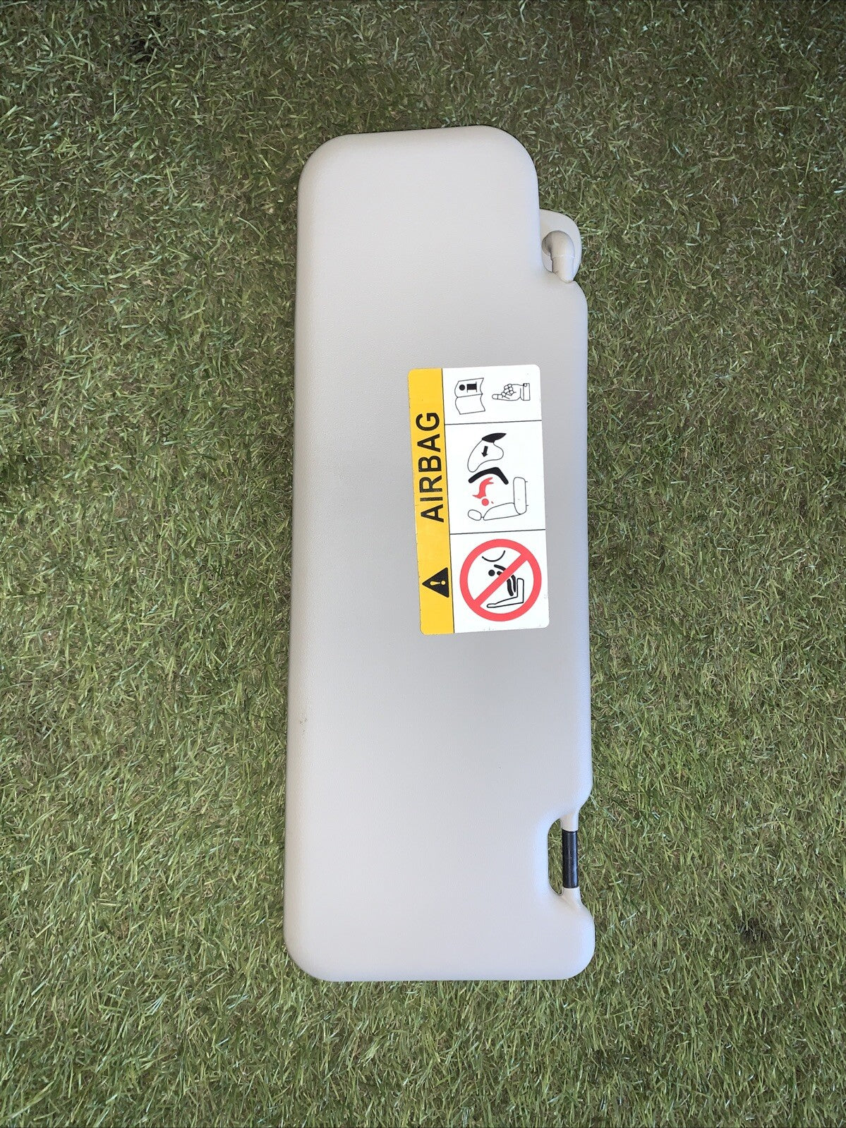 ALETTA PARASOLE LATO DESTRO DACIA SANDERO ANNO 2015 (964008495R)