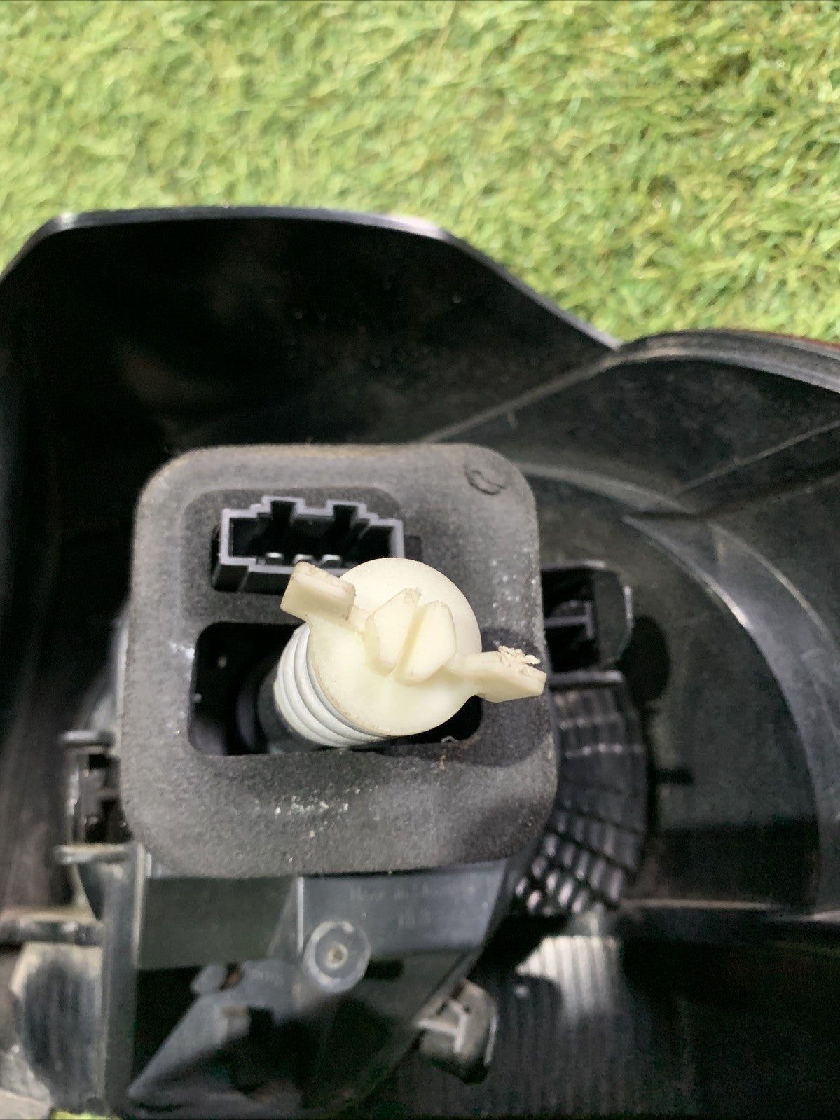 Stop Fanale Posteriore Sinistro Volkswagen Golf 6 02R12548
