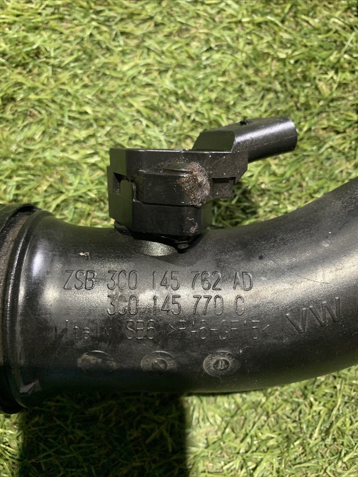 TUBO MANICOTTO ASPIRAZIONE VOLKSWAGEN GOLF 5 1.9 TDI 3C0145770C