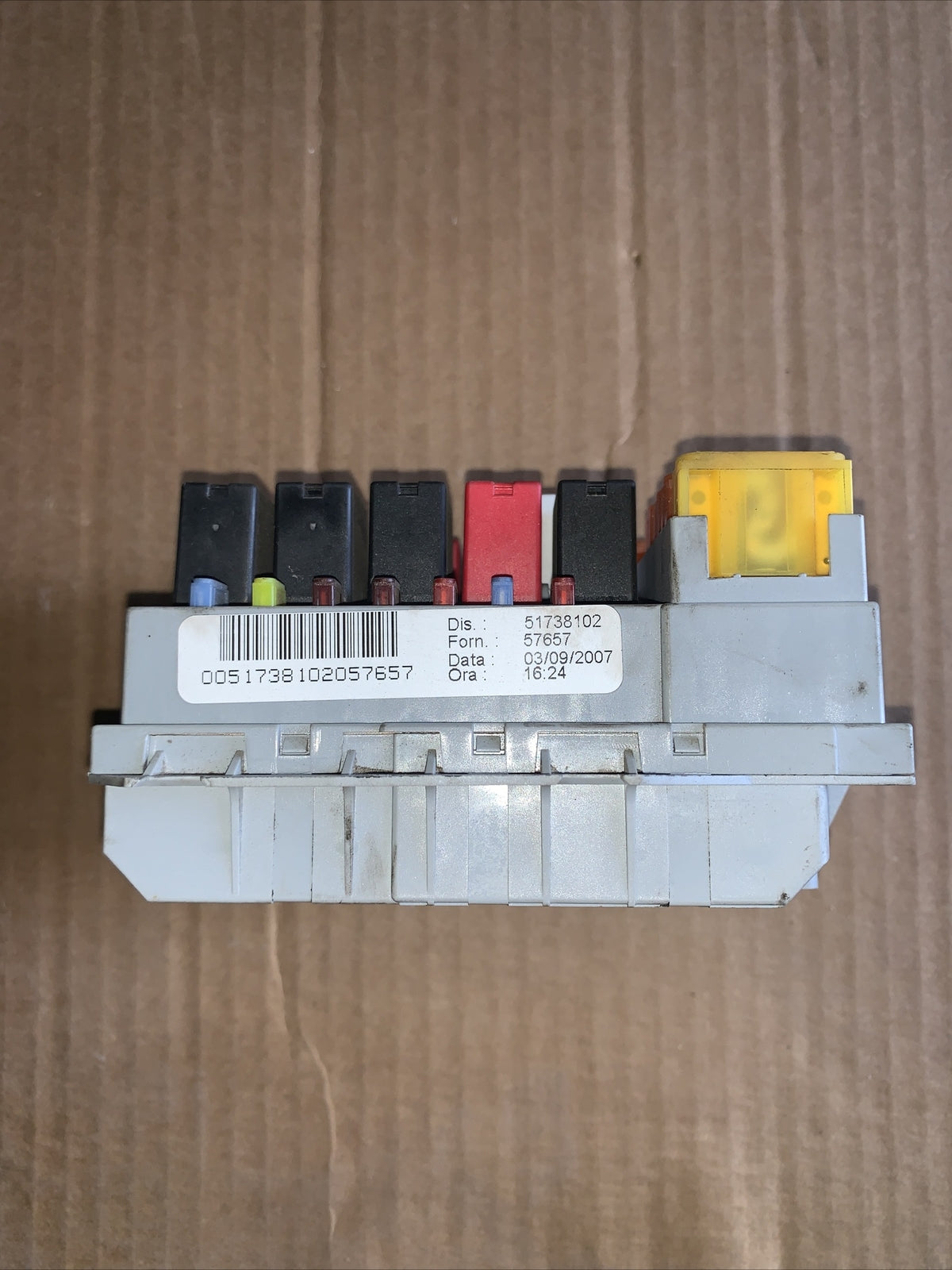 51738102 porta fusibili fiat croma 1.9 d multijet 2005 3358648