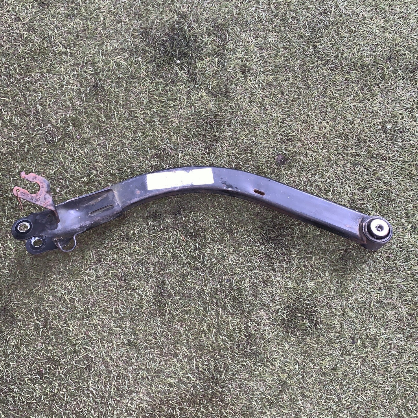 BRACCIO OSCILLANTE SUPERIORE POST DX ALFA ROMEO Giulietta Serie (940_) 51944437