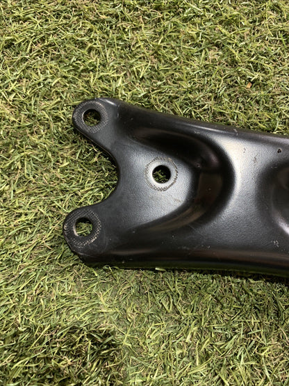 BRACCIO OSCILLANTE ANTERIORE SINISTRO VOLKSWAGEN TIGUAN 1.6 D 3Q0407151E 2016