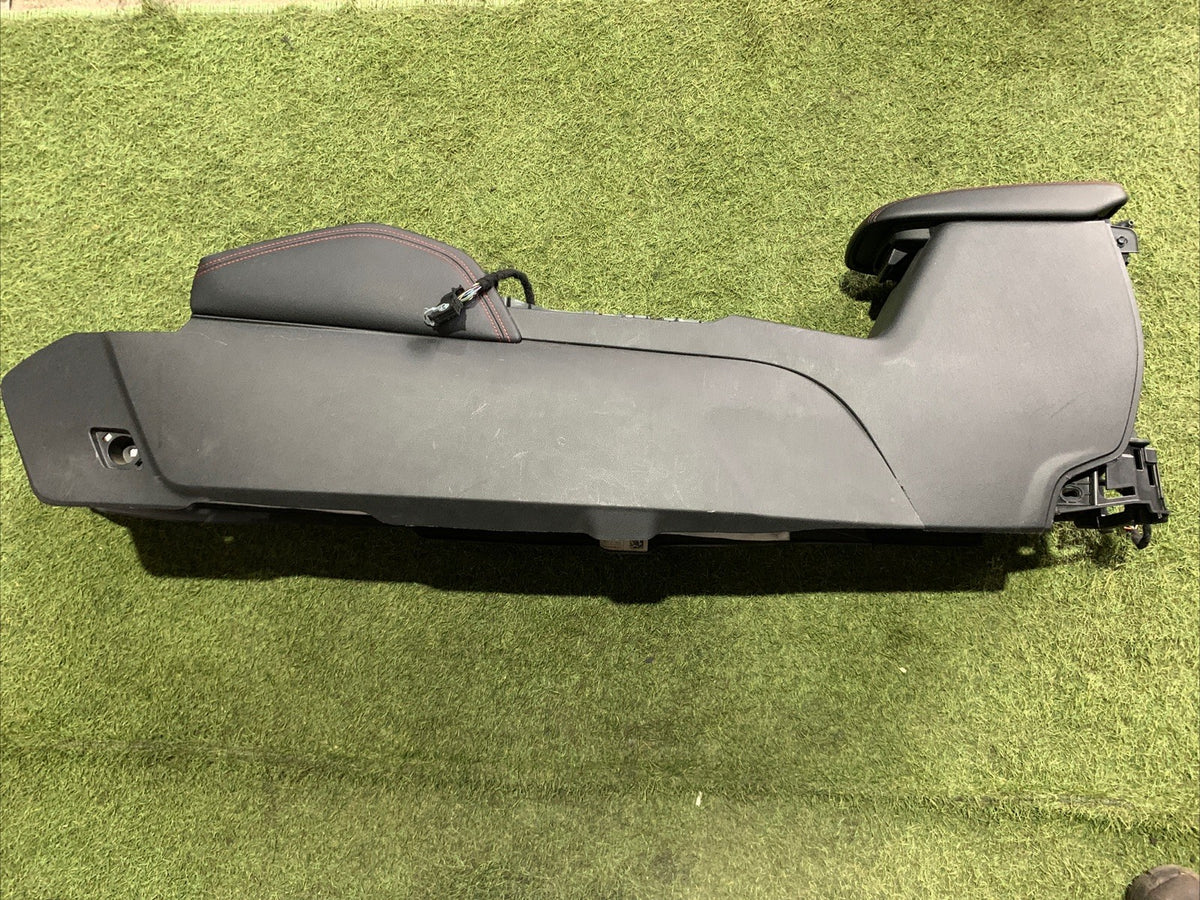 Tappezzeria Completa Sedili Interni Ford Kuga 2022 ST LINE