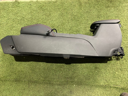 Tappezzeria Completa Sedili Interni Ford Kuga 2022 ST LINE