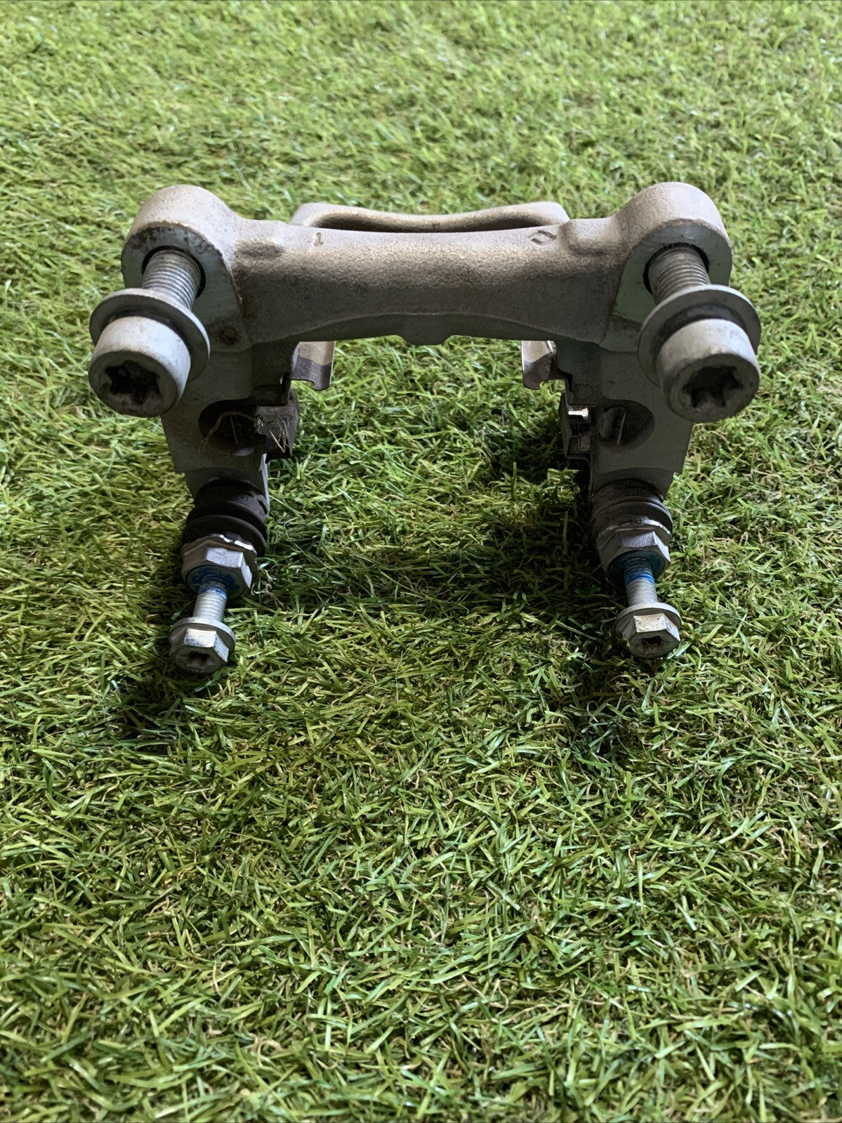 Porta Pinza Freno Posteriore Destra Peugeot 208 2022 1643574680