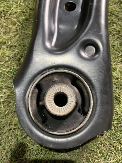 BRACCIO OSCILLANTE ANTERIORE DESTRO DX VOLKSWAGEN Golf 7 1.6D Berlina 5Q0407152R