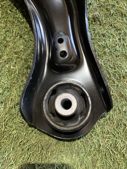 Braccio Oscilante Anteriore Destro Volkswagen Polo 2024 1.0 Benzina 2Q0407152D