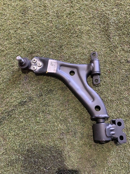 BRACCIO OSCILLANTE ANTERIORE SINISTRO PER OPEL Karl Serie 95368367 (18>>)