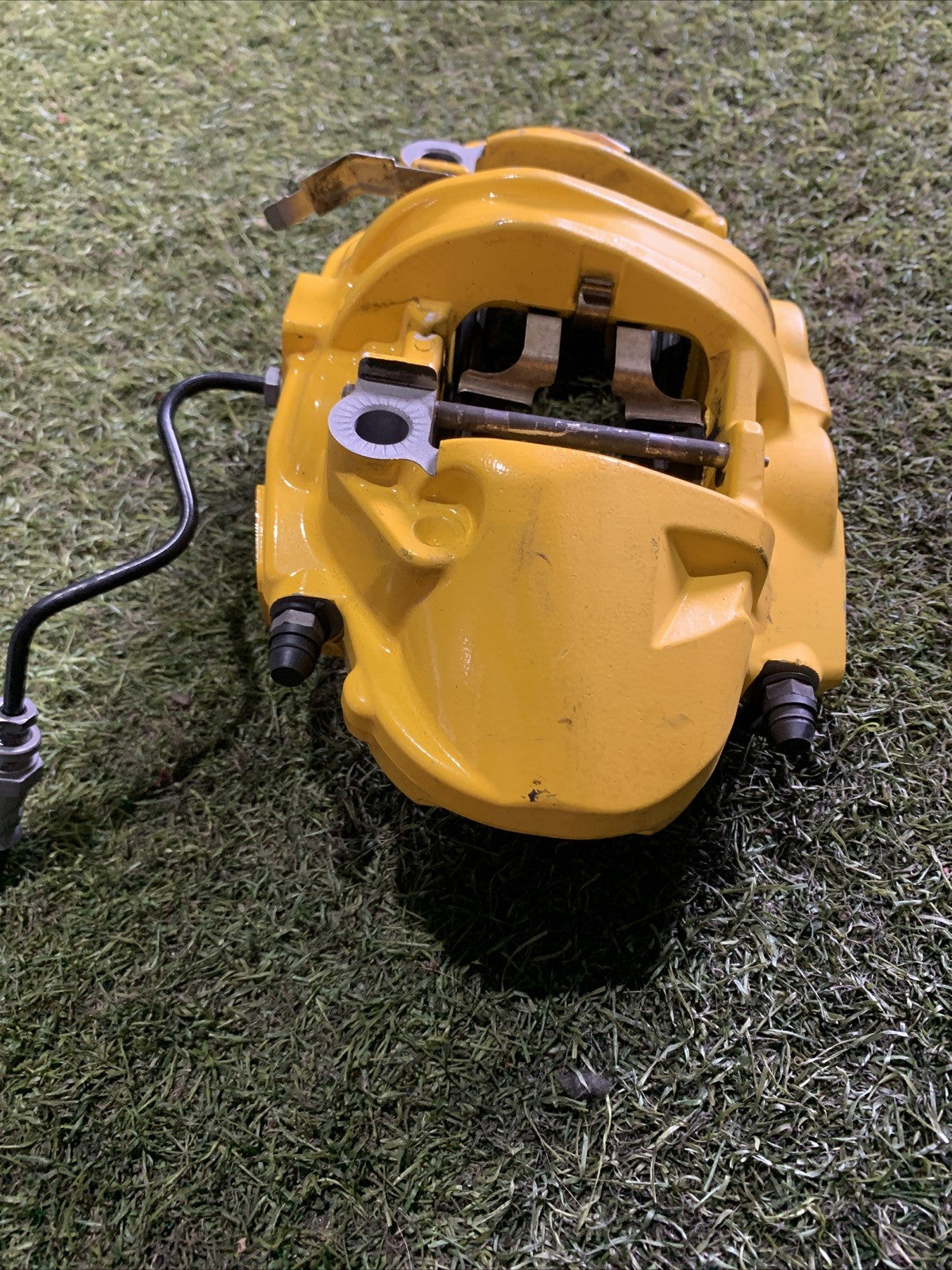 PINZA FRENO ANTERIORE SINISTRA GIALLA ALFA ROMEO GIULIA 952 2.2D 2018 50544763