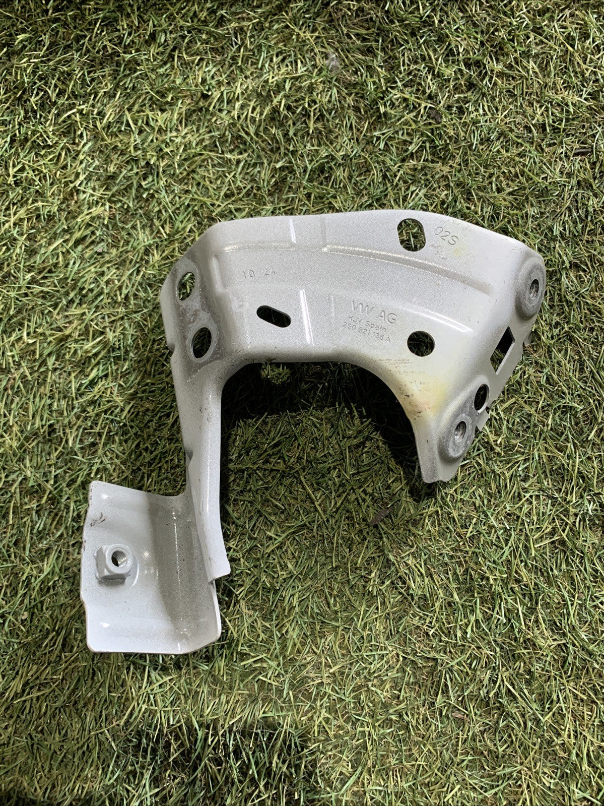 Supporto Parafango Anteriore Destro Volkswagen Polo 2024 2G0821136A