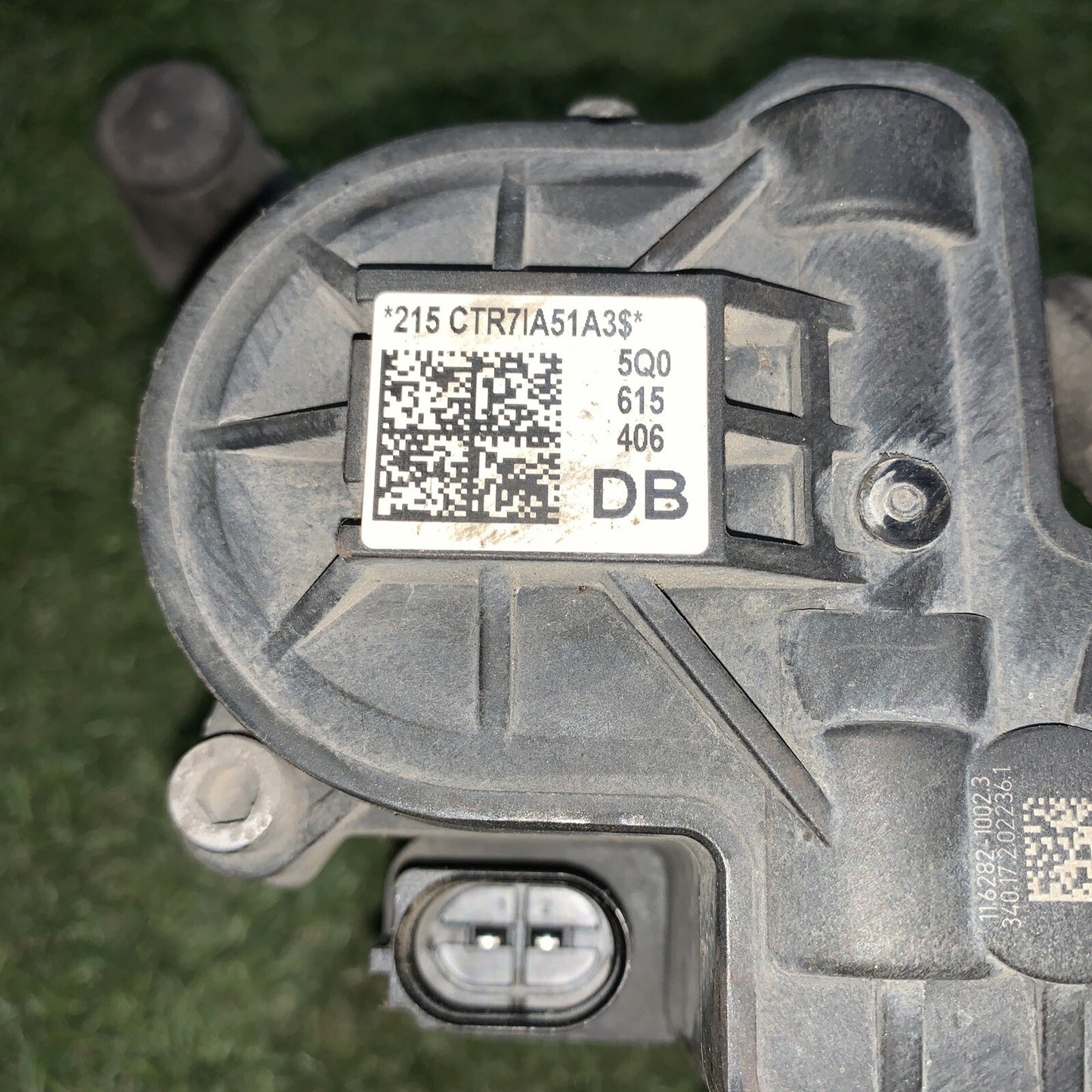 Pinza Freni Posteriore Dx Volkswagen T-Roc 5Q0615406