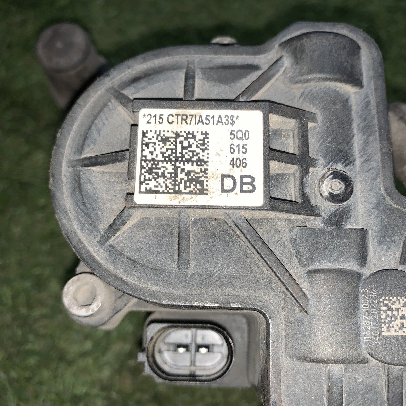 Pinza Freni Posteriore Dx Volkswagen T-Roc 5Q0615406