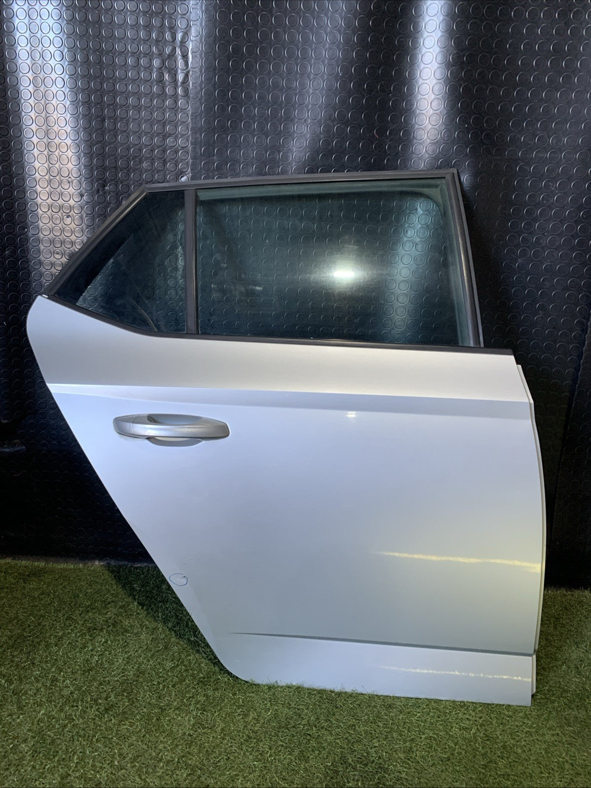PORTA PORTIERA SPORTELLO POSTERIORE DESTRO SKODA FABIA 2017 BERLINA