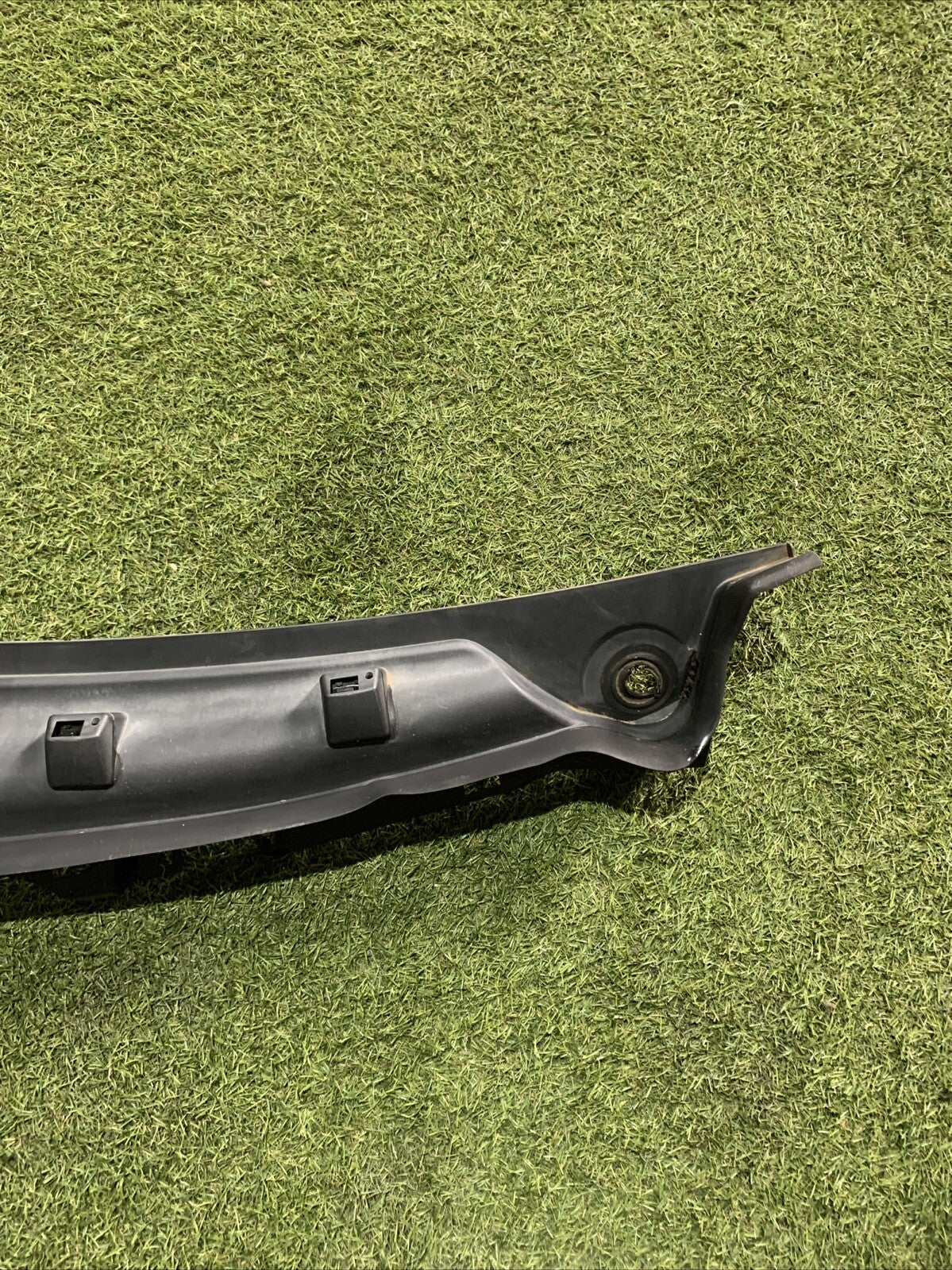 Gocciolatoio Parabrezza Mercedes Classe C220 W204 Berlina A2048300013