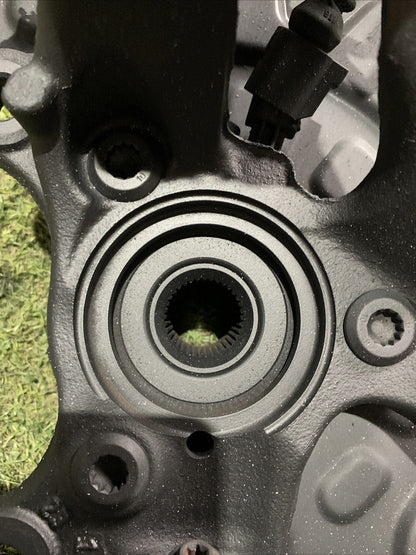 Mozzo Fusello Anteriore Destro Volkswagen T-roc 1.6 Diesel 5Q0407254A