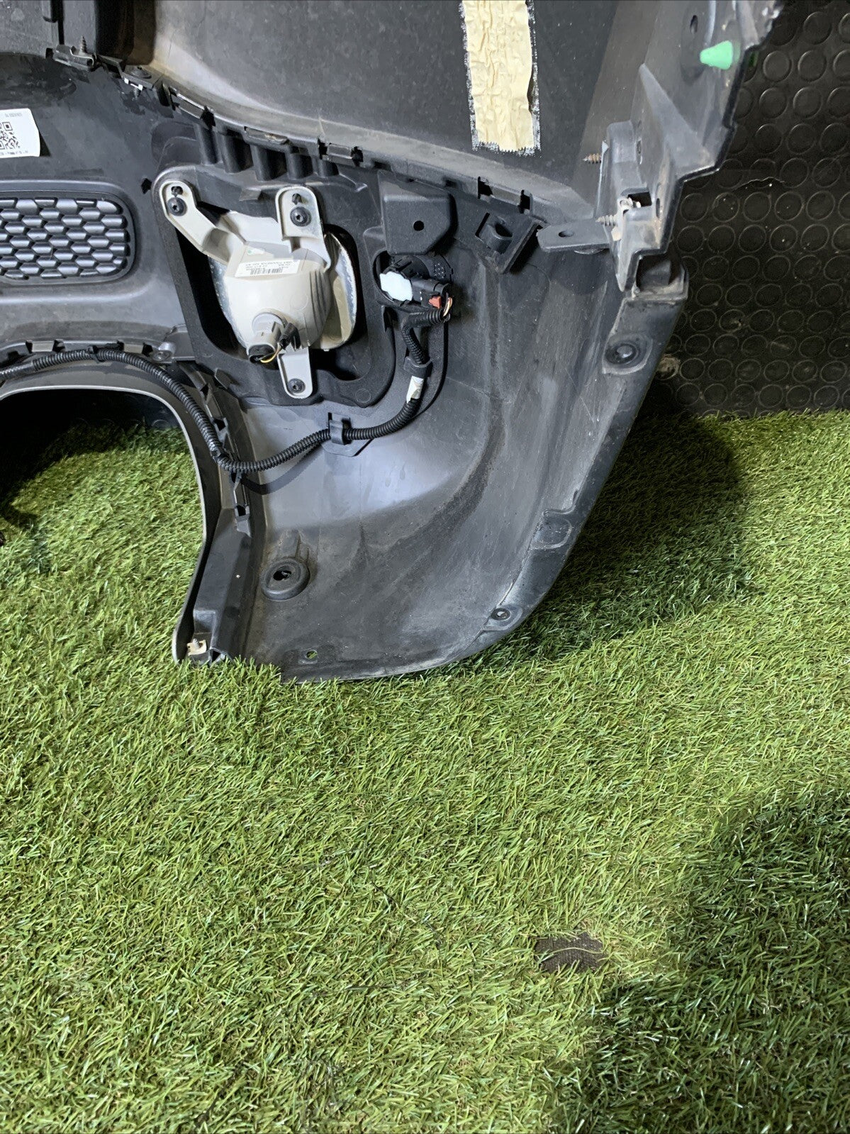 PARAURTI POSTERIORE CON SENSORI DI PARCHEGGIO JEEP RENEGADE 