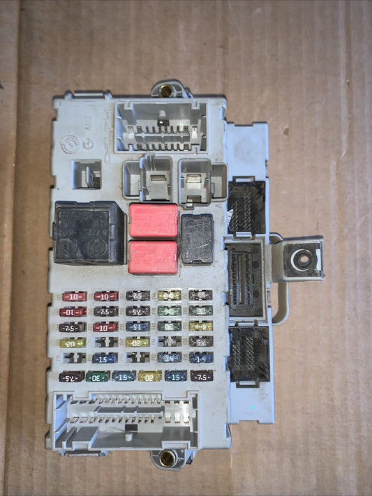 46795988 CENTRALINA PORTA FUSIBILI FIAT Punto 188 Berlina 3P 2°serie