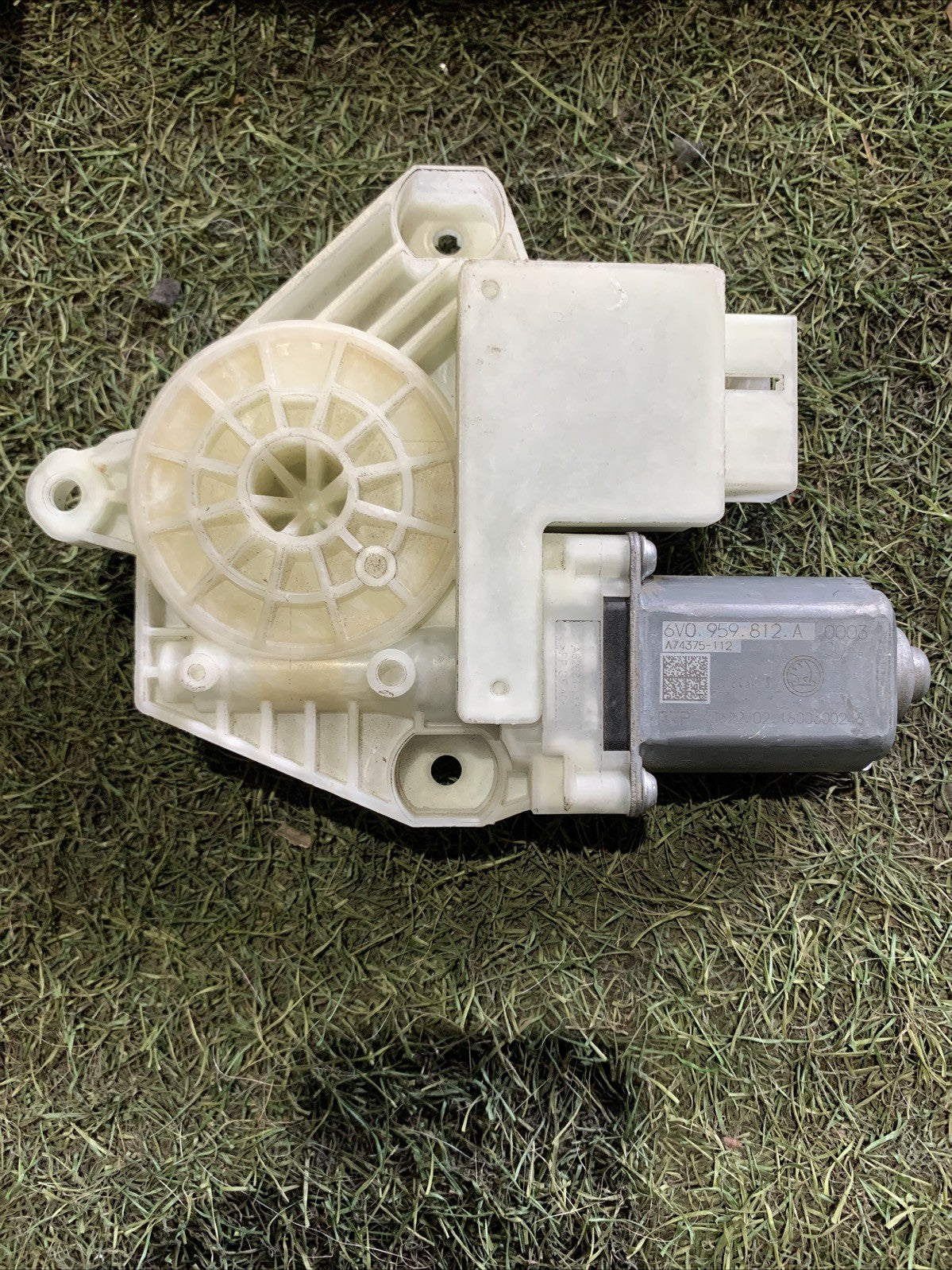 Motorino Alzavetro Posteriore Destro Skoda Fabia 2017 6V0959812A