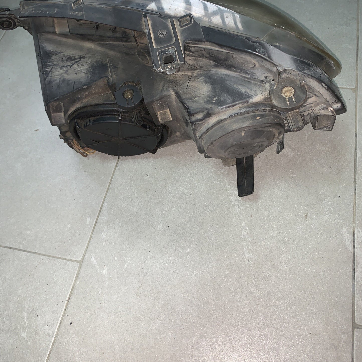 FARO ANTERIORE DESTRO VOLKSWAGEN Polo 4° Serie 6Q1941008AT