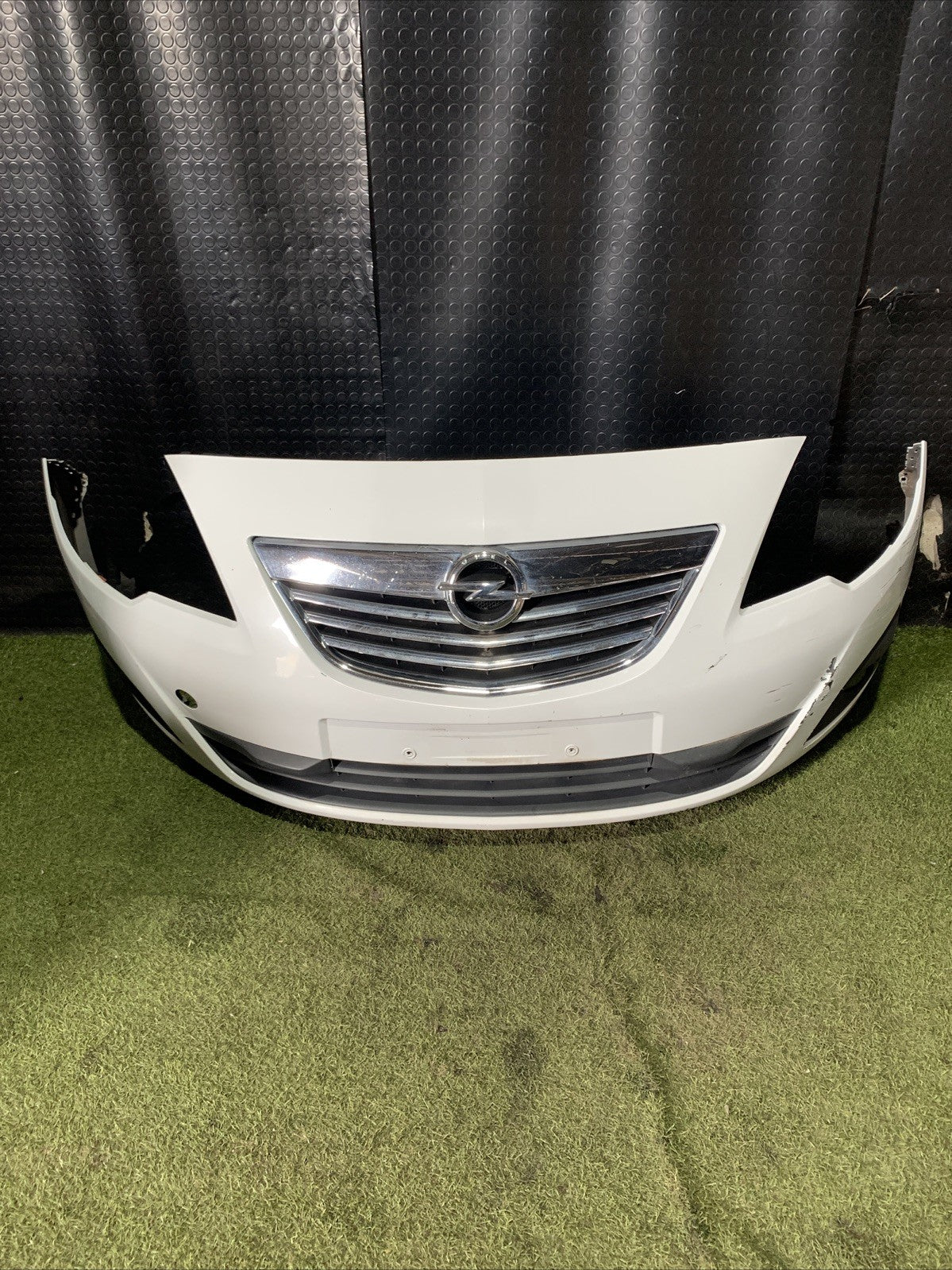 PARAURTI ANTERIORE PER OPEL Meriva 3° Serie 13475836 (10>)