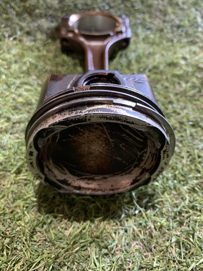 Pistone Motore Fiat 500 Abarth 2011 1.4 Benzina (1)