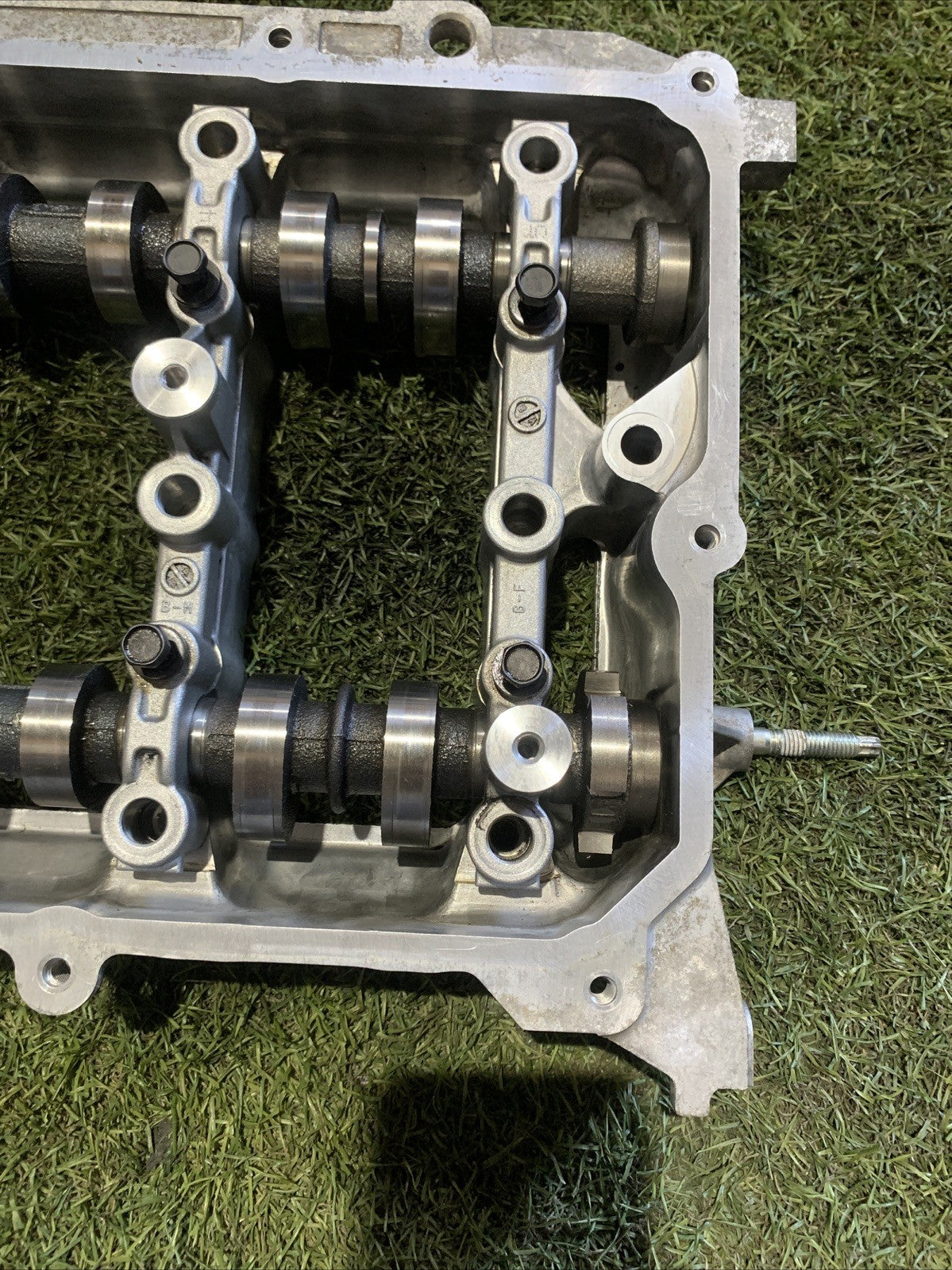 Alloggiamento Alberi A Camme Toyota C-HR 2016-2023 1.8 Hybrid  2ZR-FXE