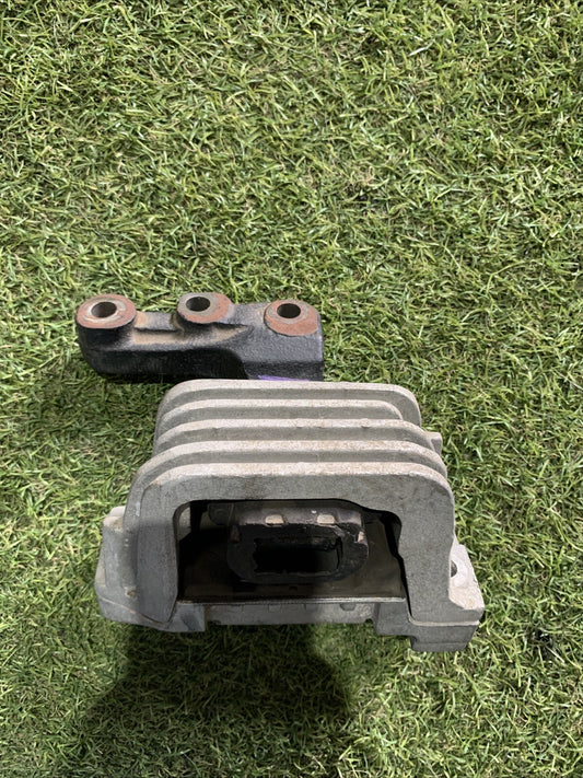 9681706580 SUPPORTO STAFFA MOTORE PEUGEOT 207 1.4 HDI 06>09 DIESEL 