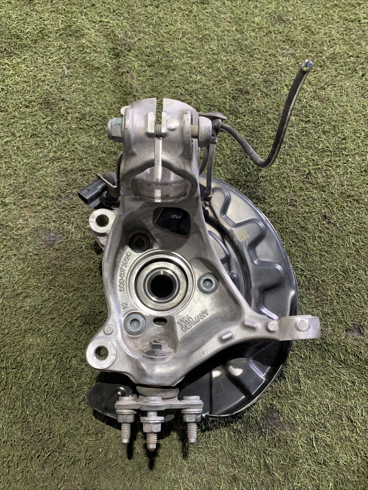 Mozzo Montante Fusello Anteriore Destro Volkswagen Tiguan 2016 1.6 Diesel 