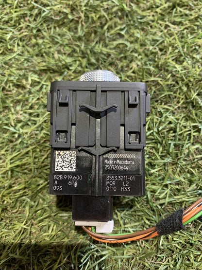 Interruttore Comando Radio Audi A1 2019 In Poi 82B919600A