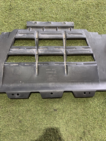 Protezione Sottoparaurti Anteriore Maserati Levante 670032424