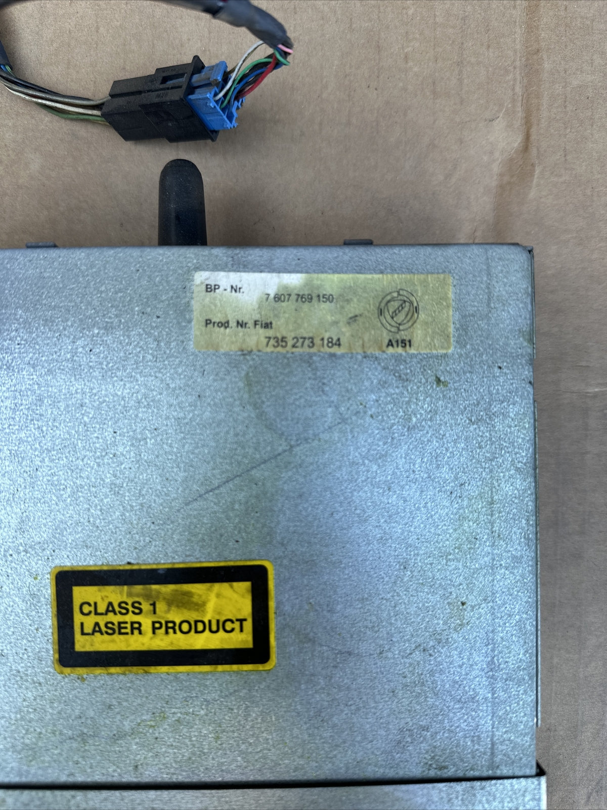 735273184 CARICATORE CD FIAT Croma 2° Serie 2400 Diesel (2005) RICAMBI US 524708