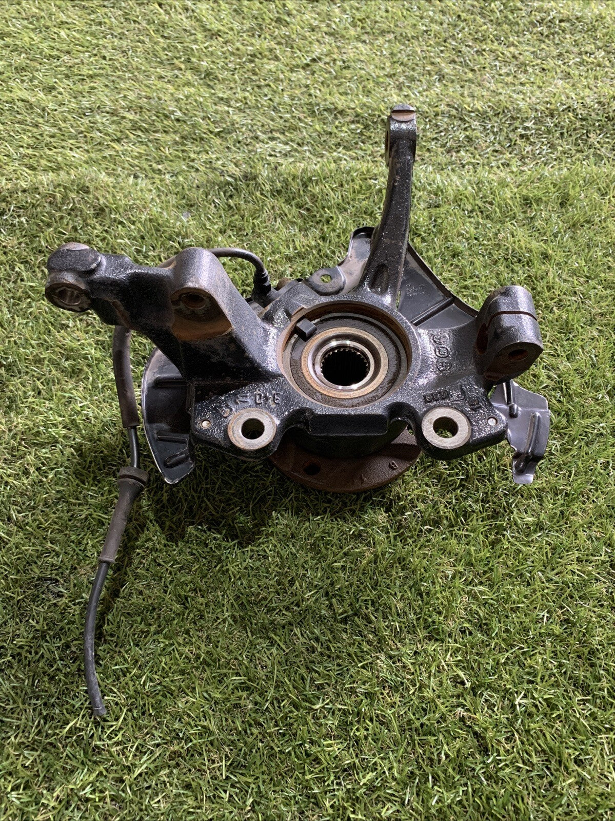 Mozzo Montante Fusello Anteriore Destro Lancia Ypsilon Dal 2011 1.3 Diesel