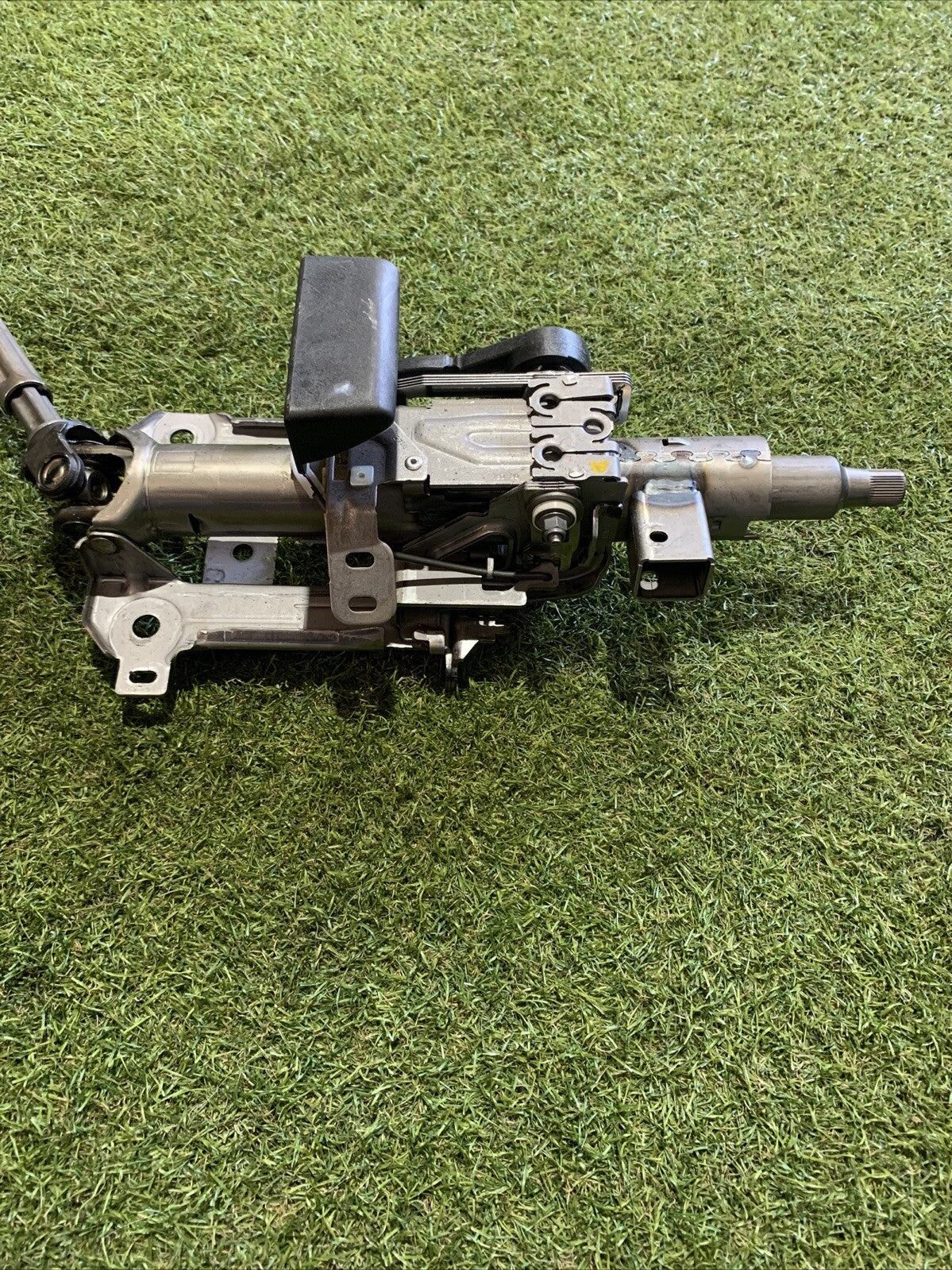 PIANTONE STERZO PER CITROEN C3 Serie 9835704877 (2020)