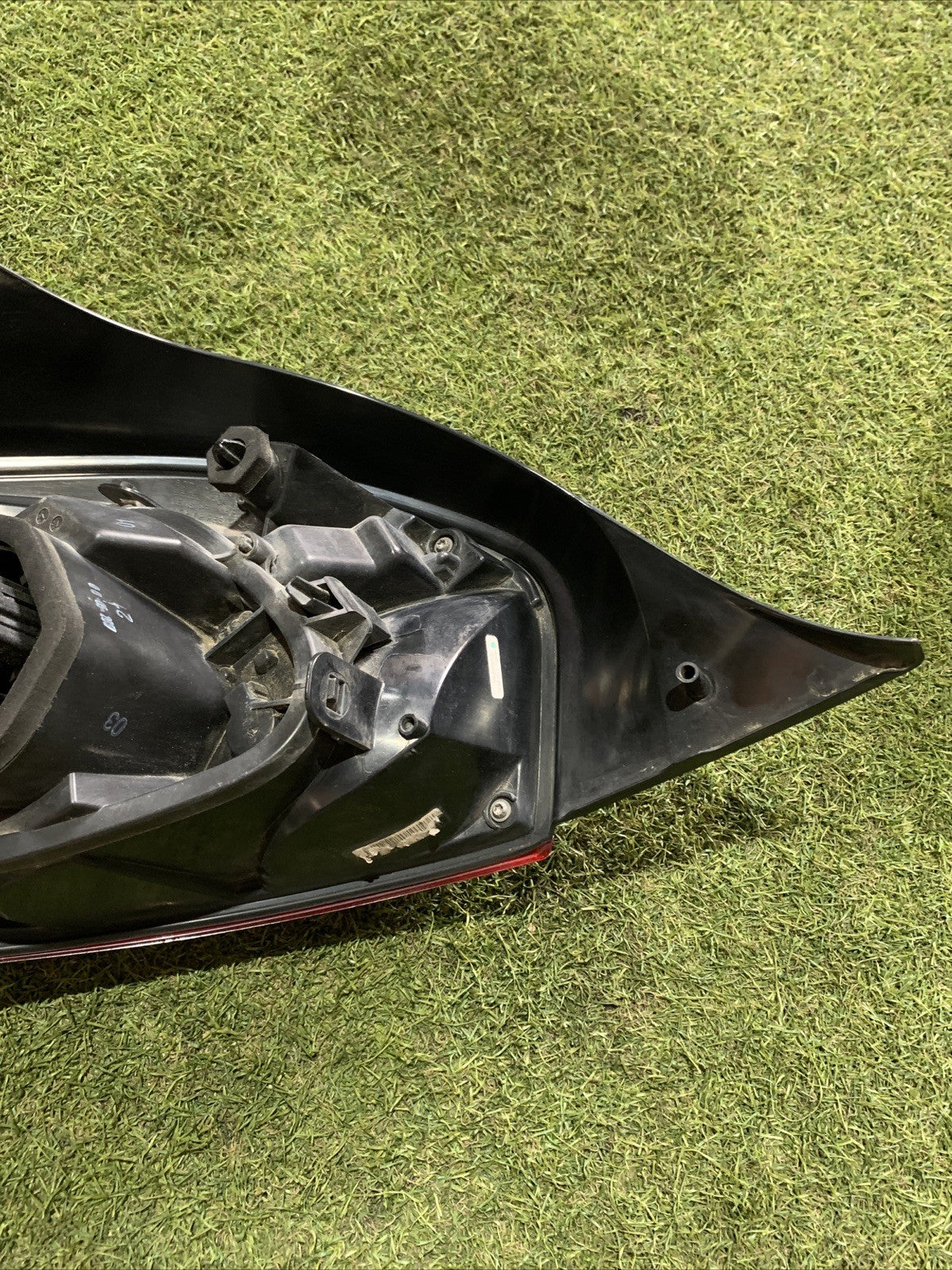 STOP FANALE POSTERIORE DESTRO DX PER PEUGEOT 208 Serie 9810430580 (12 19)