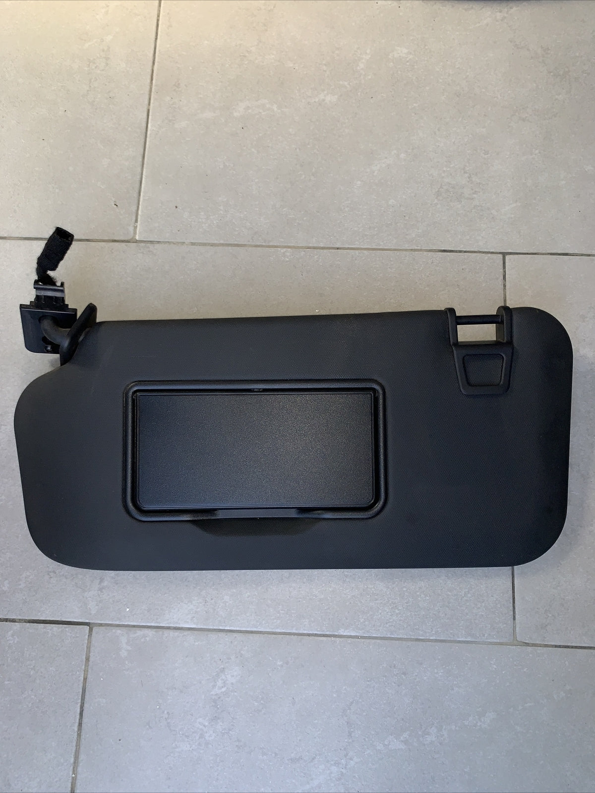 ALETTA PARASOLE SINISTRA SX LATO GUIDA FORD KUGA  2019-2021 LJ6BS04101