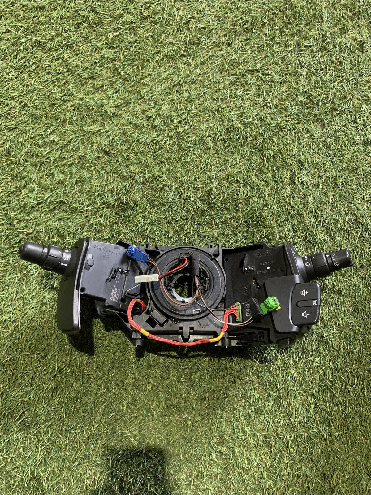 DEVIOLUCI PER RENAULT Clio Serie 8200245449 (04-08)