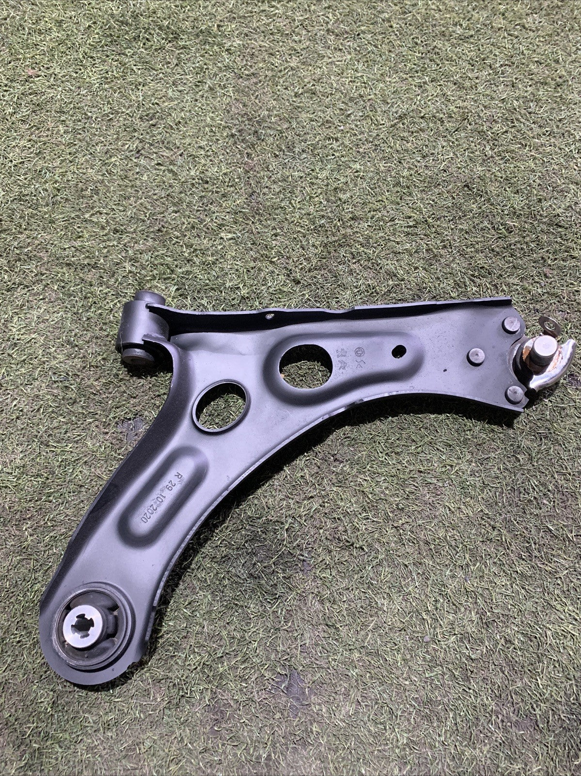 Braccio Oscillante Anteriore Destro Peugeot 208 2020 1.5 Diesel 9832039280 (2)