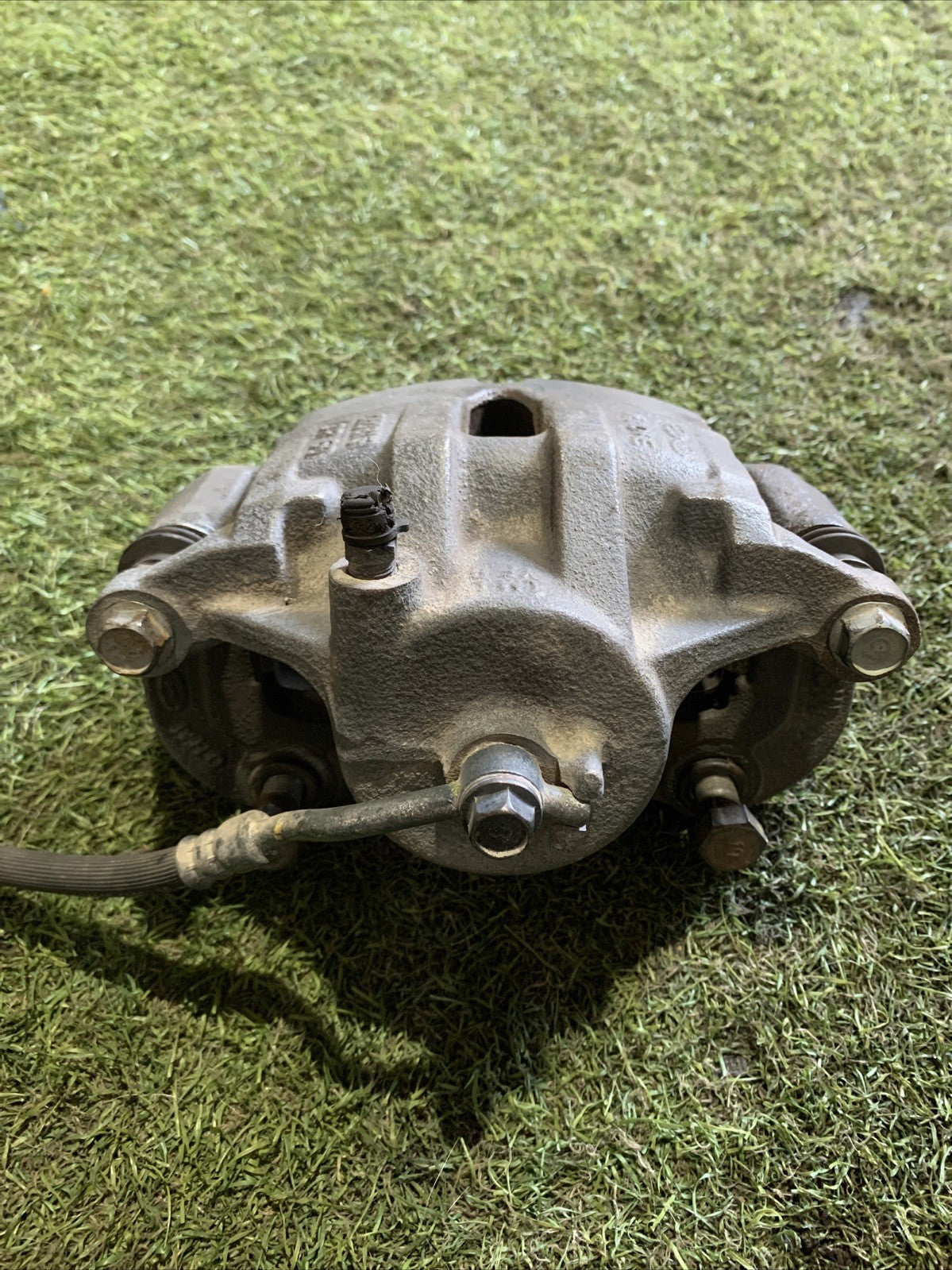 pinza freno anteriore sinistra hyundai ix35 2013 1.7 diesel 58110 2S700