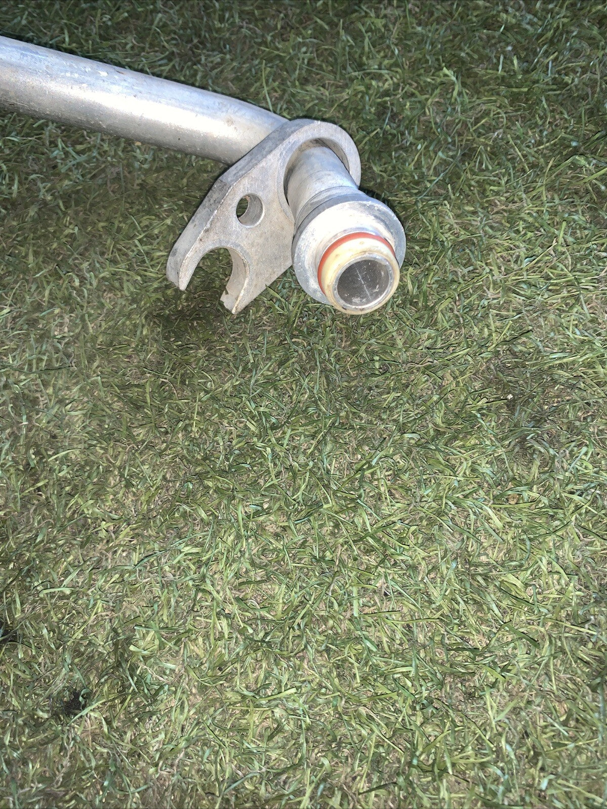 TUBO ARIA CONDIZIONATA A/C FORD C-MAX  07-10