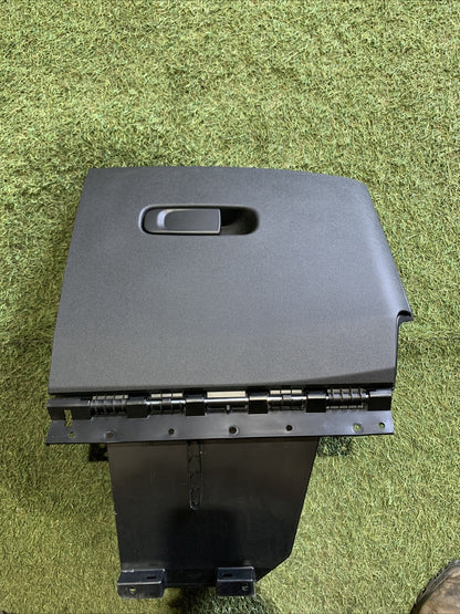 CASSETTO PORTA OGGETTI PER JEEP Avenger Serie 07357705310 (22>)